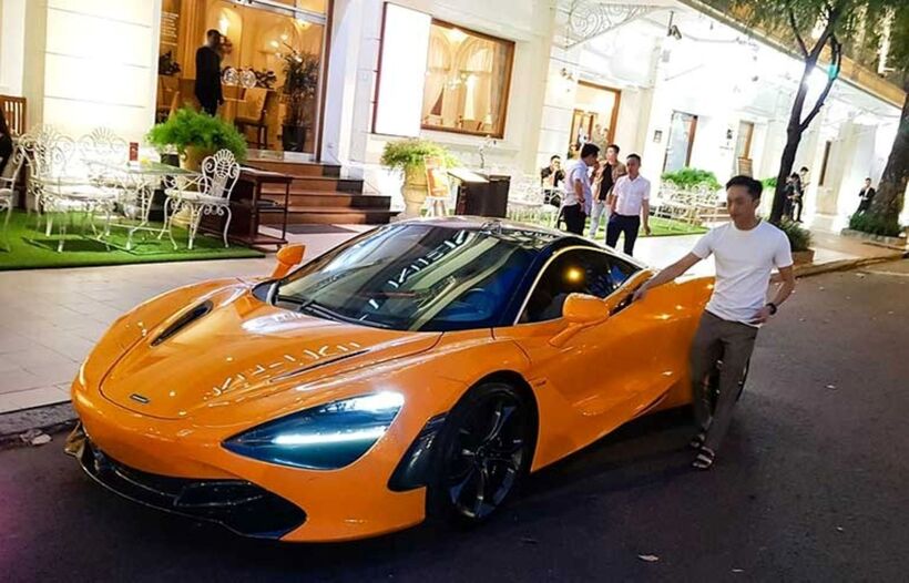 McLaren 720S là một mẫu xe hoàn toàn riêng biệt nằm trong dòng Super Series của McLaren.