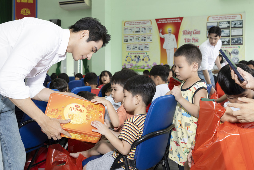 Những món quà nhằm khích lệ các em