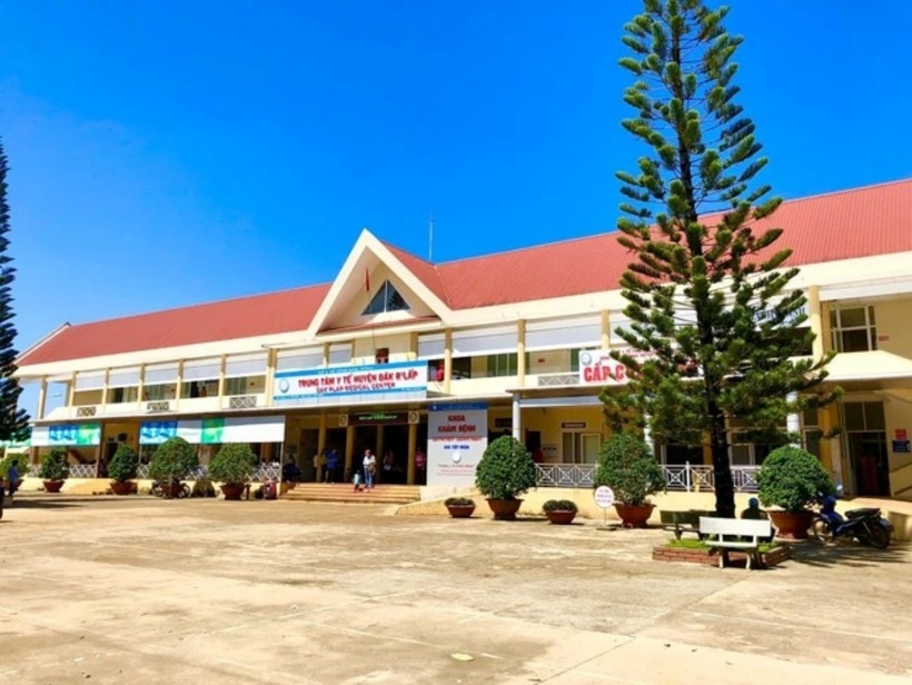 Trung tâm Y tế huyện Đắk R’lấp đang tích cực điều trị cho 6 bệnh nhân bị ngộ độc thực phẩm do ăn nấm lạ. Ảnh minh họa: Sài Gòn Giải Phóng