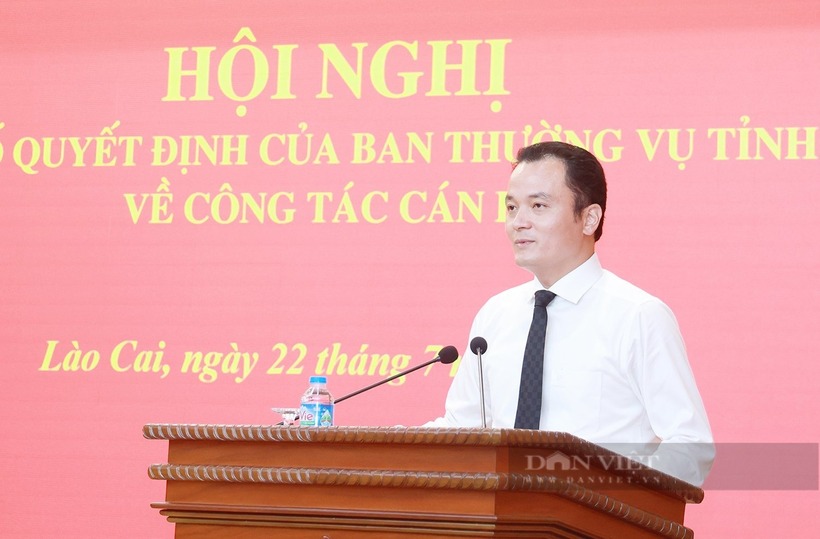 Tân Trưởng Ban Nội chính Tỉnh uỷ Lào Cai Giàng Quốc Hưng phát biểu nhận nhiệm vụ. Ảnh: Dân Việt