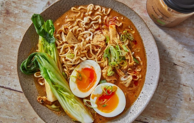 Có nên ăn sáng bằng mì tôm không?