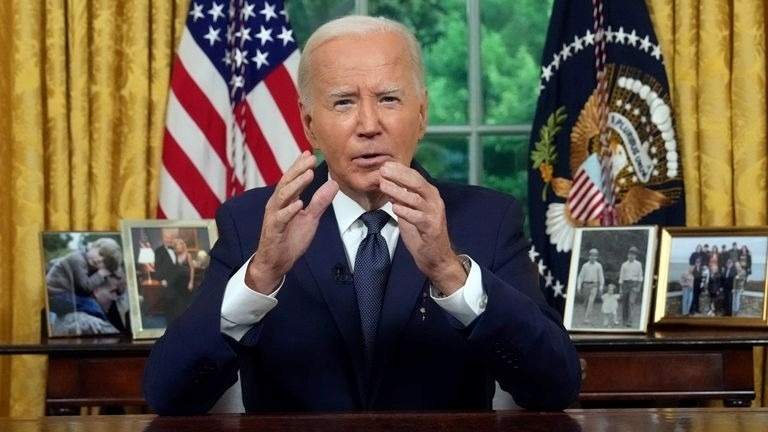 Tổng thống Mỹ Joe Biden gây bất ngờ tuyên bố ngừng tranh cử. Ảnh: Reuters
