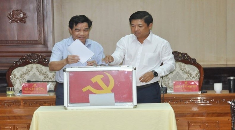 100% phiếu thống nhất bầu ông Nguyễn Đức Dũng giữ chức danh Phó Bí thư Tỉnh ủy Quảng Nam nhiệm kỳ 2020-2025.