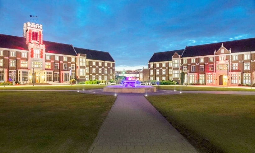 Khung cảnh tuyệt đẹp tại Đại học Loughborough. Ảnh: The Guardian