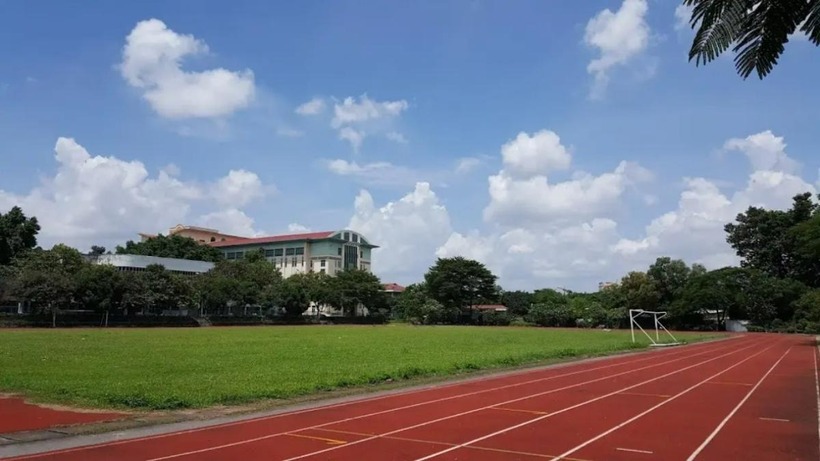 Khuôn viên rộng lớn của Trường Đại học Thể dục Thể thao TP.HCM.