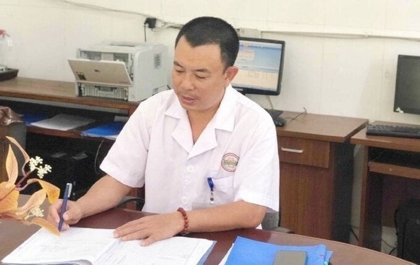 Bác sĩ Phan Nhân Hậu, Trưởng khoa Ngoại - Gây mê hồi sức, Bệnh viện đa khoa Thanh Chương, huyện Thanh Chương, tỉnh Nghệ An. Ảnh: VTC News