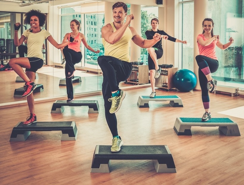 Các loại bài tập aerobic có thể giúp cải thiện lưu lượng máu đến dương vật và giảm rối loạn cương dương. Ảnh minh họa