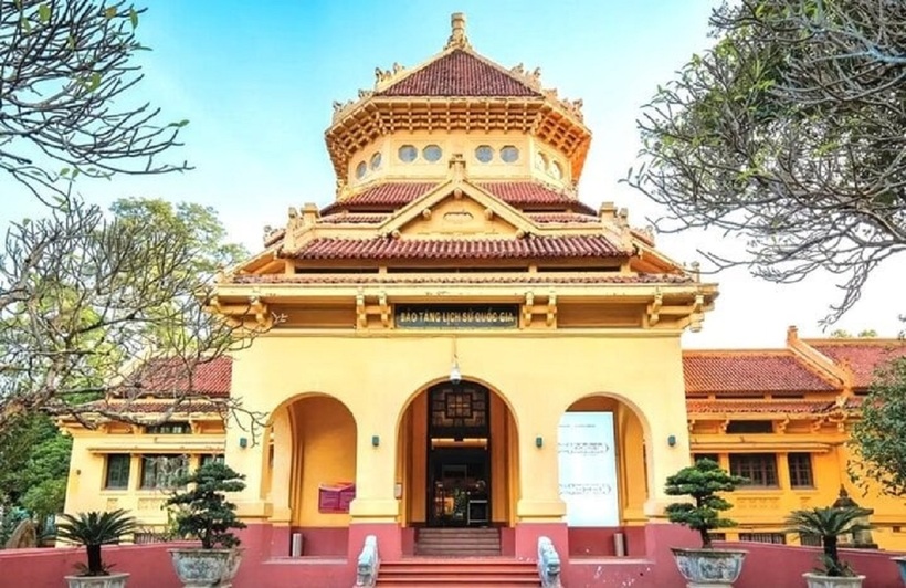 Bảo tàng Lịch sử Quốc gia - Cơ sở số 1 Tràng Tiền.