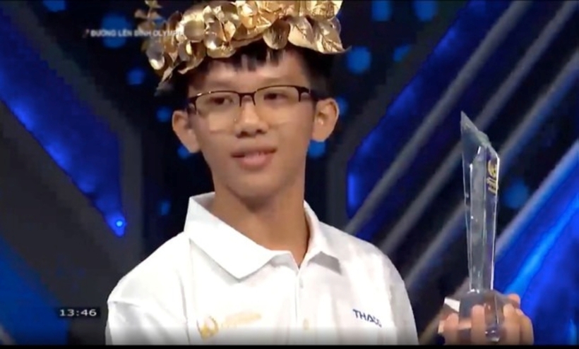 Thí sinh Hứa Hoàng Phước giành vòng nguyệt quế ở trận tuần 3 tháng 1 quý IV Đường lên đỉnh Olympia 24. Ảnh: Tiền Phong