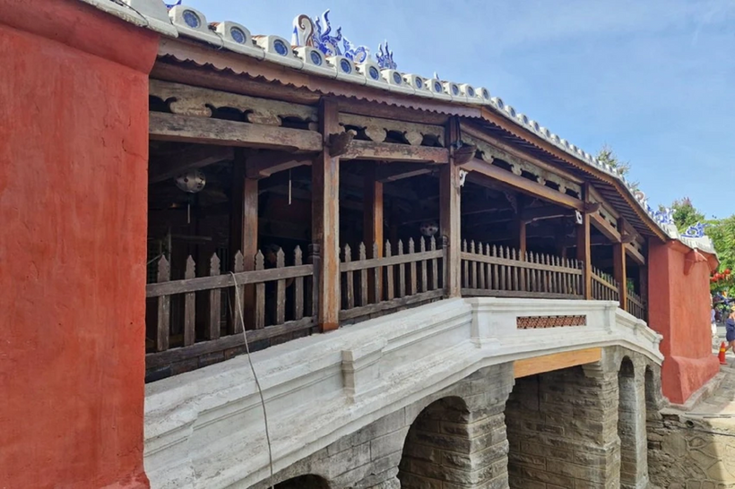Chuyên gia cho rằng trùng tu Chùa Cầu đảm bảo nguyên tắc bảo tồn. Ảnh: PLO