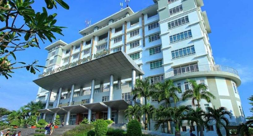 Đại học Khoa học tự nhiên TP HCM.