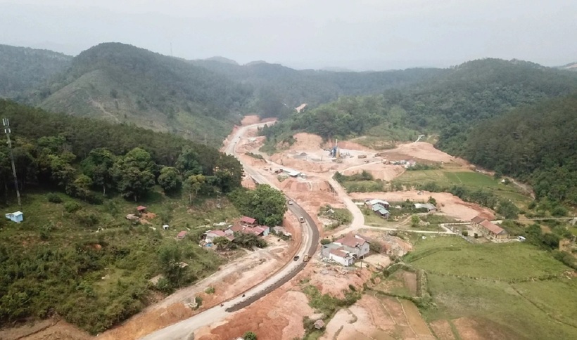 Huyện Kon Plông liên tiếp ghi nhận hàng chục trận động đất mỗi ngày. Ảnh: Dân Trí