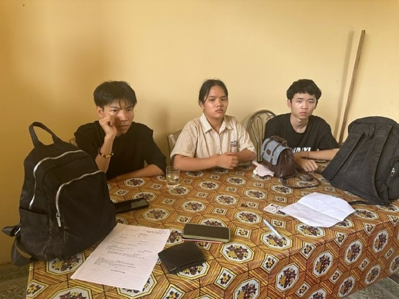 3 người Trung Quốc sát hại tài xế cướp taxi tại cơ quan công an. Ảnh: Tiền phong