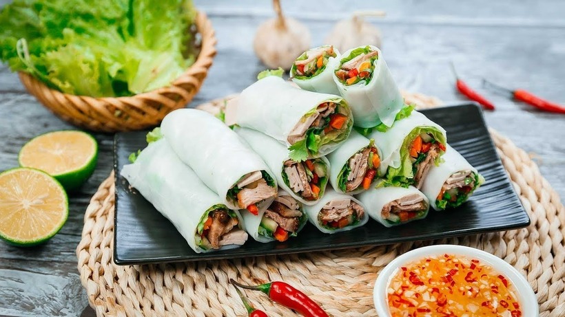 Phở cuốn chợ Hôm. Ảnh minh họa