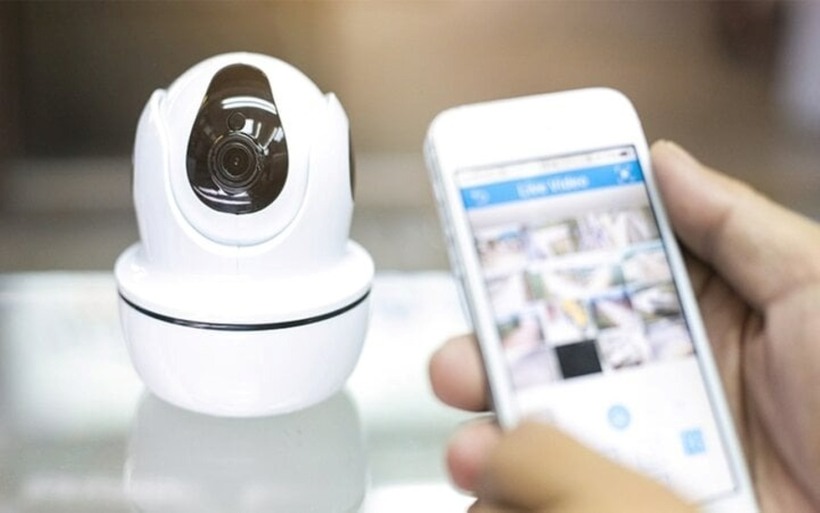Nghi ngờ giúp việc, người phụ nữ quyết tâm lắp camera để tìm hiểu sự tình. Ảnh minh họa