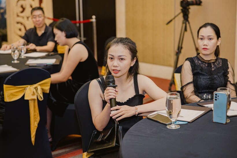 Chị Vũ Minh Thảo chủ shop Bé Bé Bồng Bông.