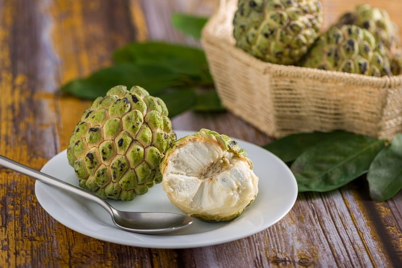 Quả na chín dồi dào vitamin C, kali, chất xơ, carbohydrates và một số vitamin và khoáng chất thiết yếu cho cơ thể.