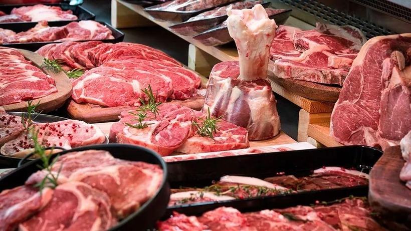Ăn các loại đồ ăn có lượng protein từ động vật như thịt đỏ rất dễ làm thận bị tổn thương.