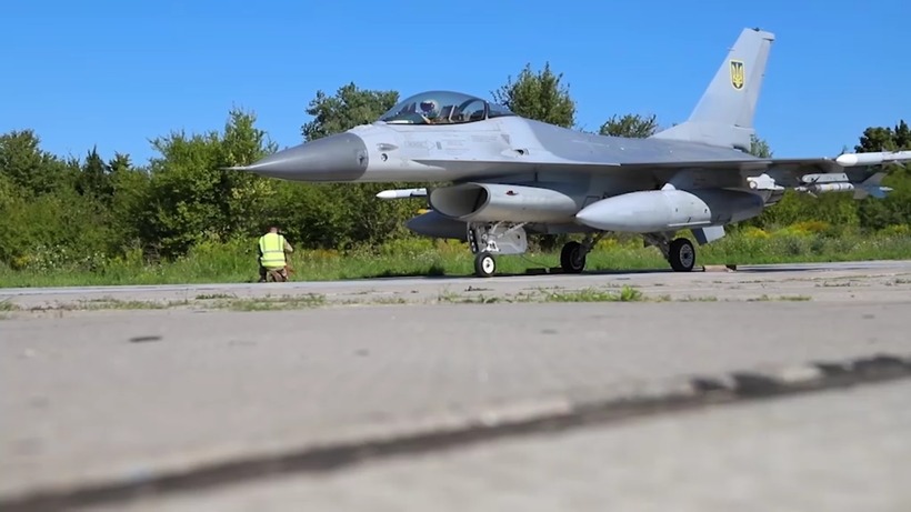 Tiêm kích F-16 tại căn cứ của Không quân Ukraine. Ảnh: Euromaidan Press