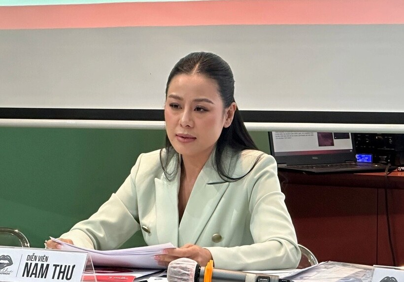 Nam Thư gây chú ý với thần sắc trông khá mệt mỏi. Ảnh: Dân trí