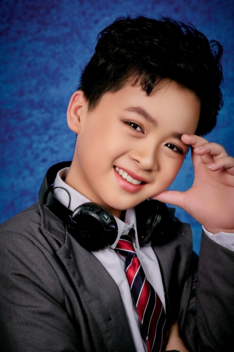 Mẫu nhí Hà thành có thể hát nhạc Kpop.