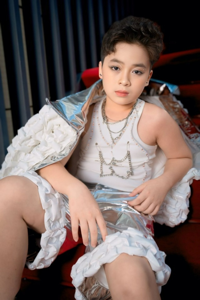 Mẫu nhí Hà thành sở hữu nhiều tài năng “hút” show - 7