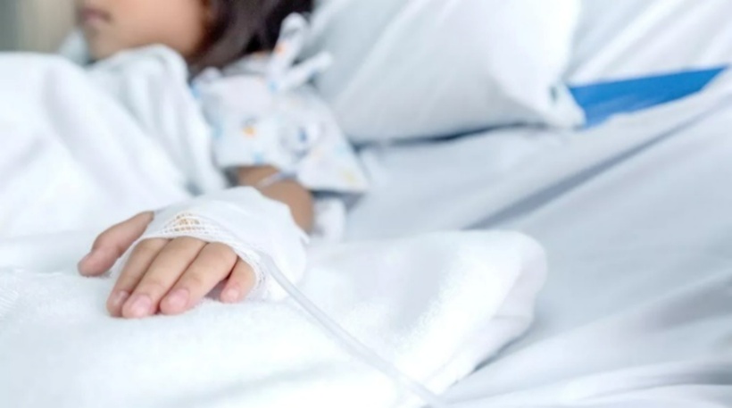 Thói quen ăn uống sai lầm khiến bé gái 12 tuổi phải chạy thận suốt đời