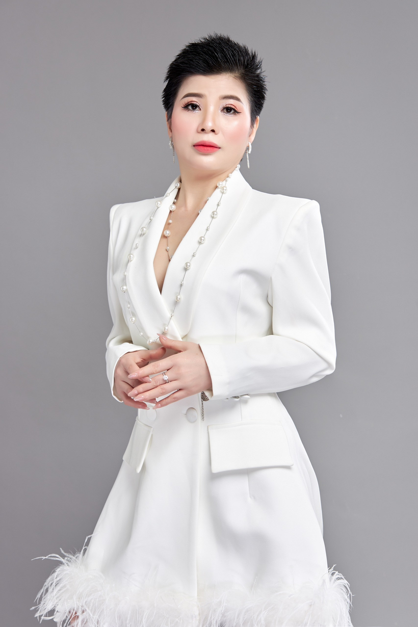 CEO Huyền Su