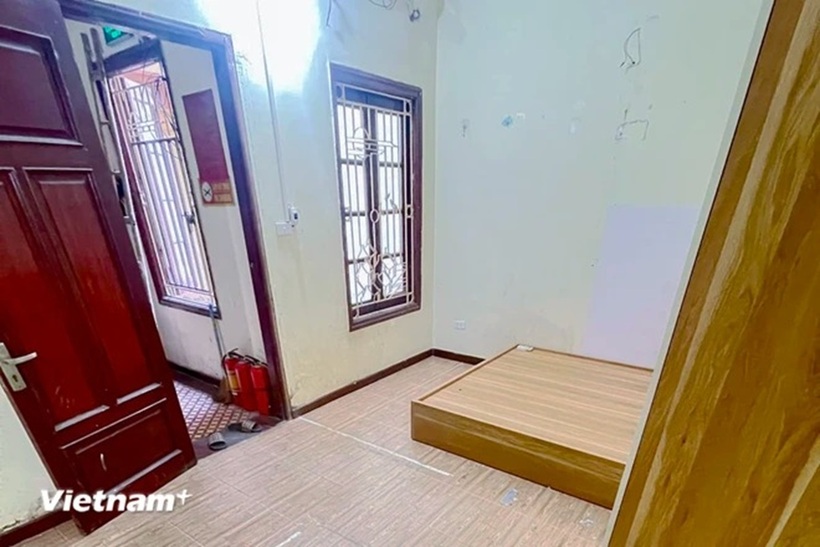 Chi phí trang bị, nâng cấp hệ thống cơ sở vật chất phòng cháy chữa cháy là lí do khiến giá nhà trọ ở Hà Nội tăng cao. Ảnh: VietNamPlus