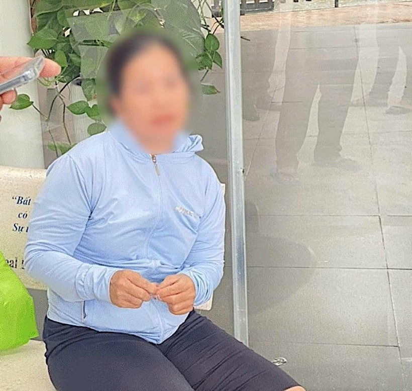 Bắt đối tượng nữ bị truy nã sau 8 năm lẩn trốn ở TP.HCM. Ảnh: Công an Bình Thuận