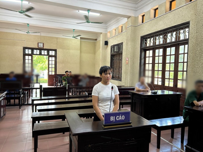 Bị cáo Hoàng Thị Xuyên tại phiên tòa sơ thẩm. Ảnh: Thanh Niên