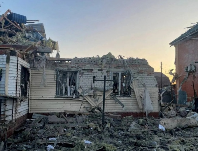 Một ngôi nhà tại Kursk bị phá hủy. Ảnh: NYT