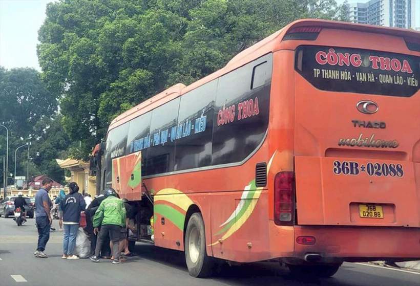 Xe khách không được chuyển khách dọc đường. Ảnh minh họa