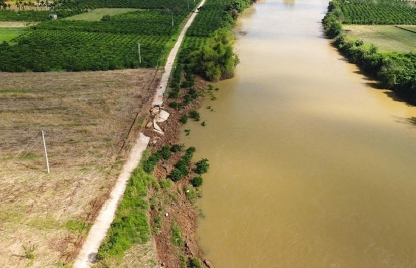 Sông Krông Nô, đoạn chảy qua địa bàn tỉnh Đắk Nông và Đắk Lắk. Ảnh: Lao Động