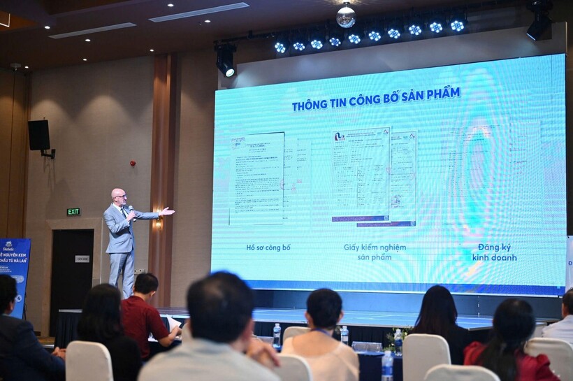 Chuyên gia phát biểu tại buổi lễ ra mắt sữa sản phẩm bổ sung Vitaligoat Diabetic