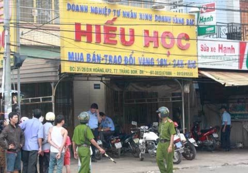 Tiệm vàng nơi xảy ra án mạng. Ảnh: VietNamNet