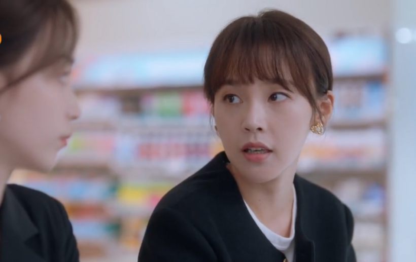 Đồ Tiểu Ninh tâm sự với bạn thân về chuyện với Kỷ Dục Hằng.