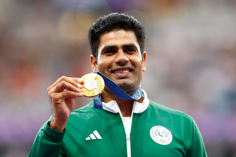 Arshad Nadeem giành HCV ném lao Olympic 2024 với thành tích 92,97m, phá kỷ lục 90,57m tồn tại 16 năm ở Thế vận hội. Ảnh: Getty.