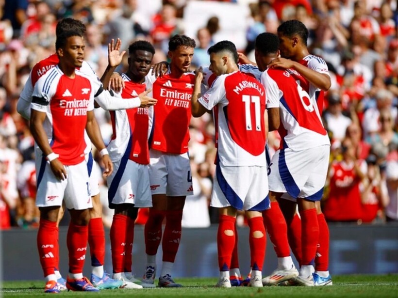 , Arsenal giành chiến thắng 2-0, mở màn mùa giải mới một cách rực rỡ. Ảnh: Reuters.