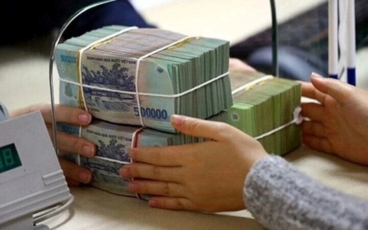 Trong tháng 8, khách hàng gửi tiền tại ngân hàng BIDV có thể hưởng mức lãi suất cao nhất là 4,9%/năm.