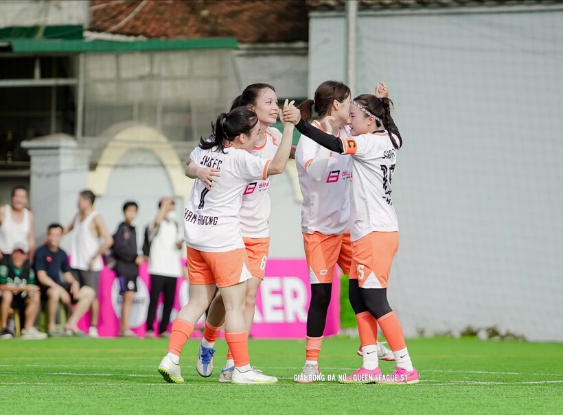 Đội bóng nữ ngân hàng duy nhất vô địch Queen League 2024 mùa đầu - 2