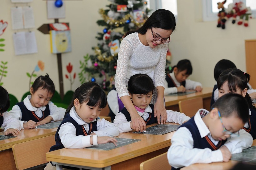 Tính đến tháng 4/2024, cả nước còn thiếu 113.491 giáo viên các cấp. Ảnh minh họa
