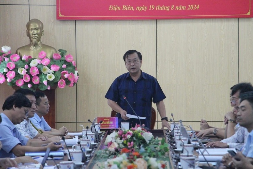 Ông Vừ A Bằng, Phó Chủ tịch UBND tỉnh Điện Biên nói về tình trạng thiếu giáo viên trên địa bàn tỉnh. Ảnh: PLO