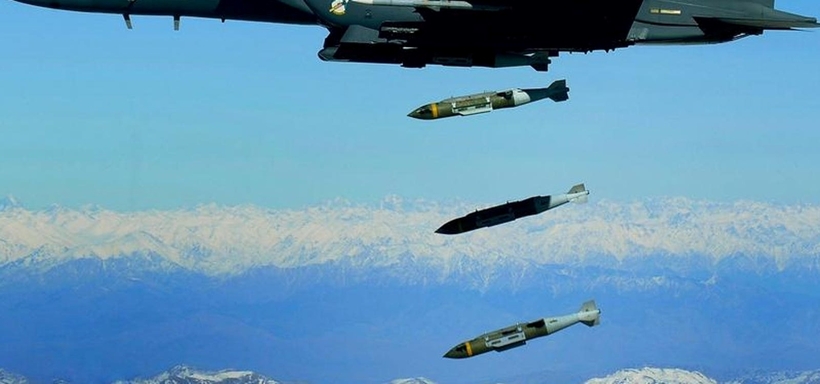 Nga nã 750 quả bom lượn vào Ukraine trong tuần qua. Ảnh: Reuters