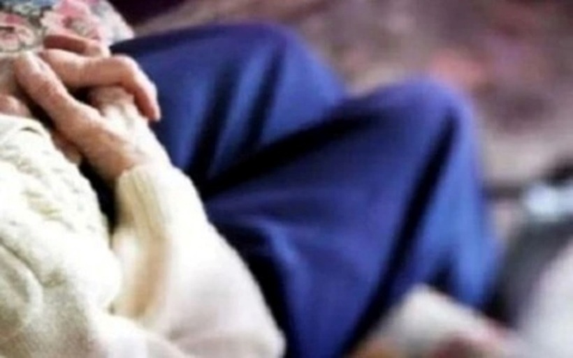 Làm việc với công an, người đàn ông đã thừa nhận hành vi xâm phạm thân thể cụ bà. Ảnh minh họa: Tiền Phong