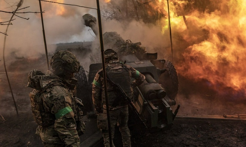 Ukraine bất ngờ rút quân khỏi Pokrovsk đưa đến vùng Kursk của Nga. Ảnh: Guardian
