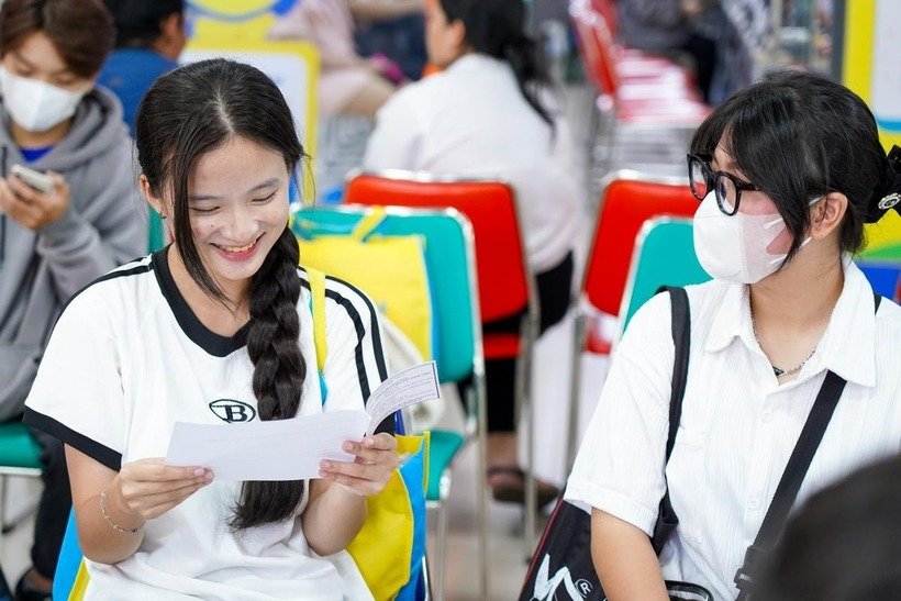 Thí sinh cần chuẩn bị đủ hồ sơ khi nhập học. Ảnh minh họa