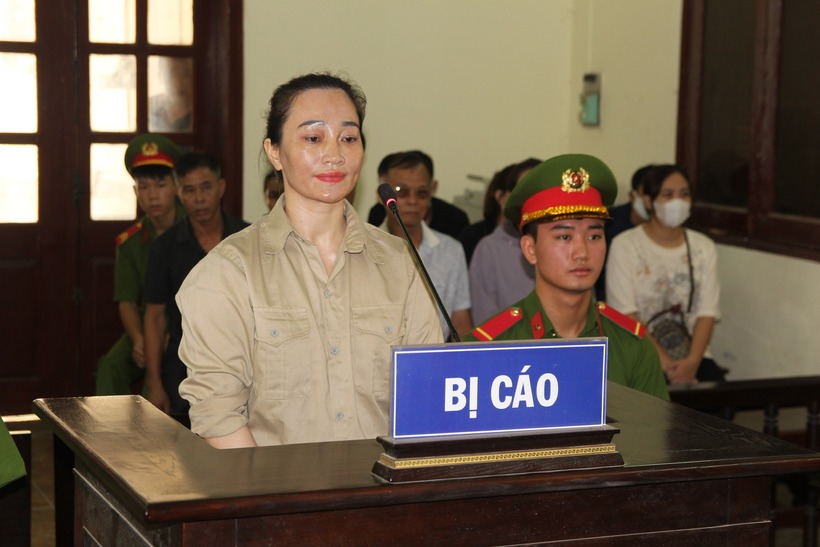 Trương Thị Hương tại phiên xét xử. Ảnh: Giao Thông