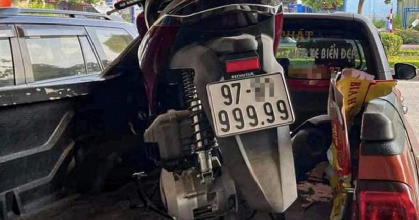 Biển số xe máy ngũ quý 9 ở tỉnh Bắc Kạn đang xảy ra tranh chấp . (Ảnh: FB nhân vật)
