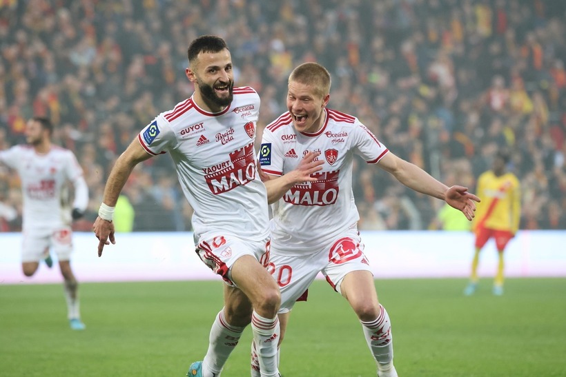 Nhận định soi kèo trận Lens vs Brest Ligue 1, 20h ngày 25/8.